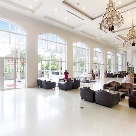 D Varee Jomtien Beach, Pattaya Luaran gambar Lobby