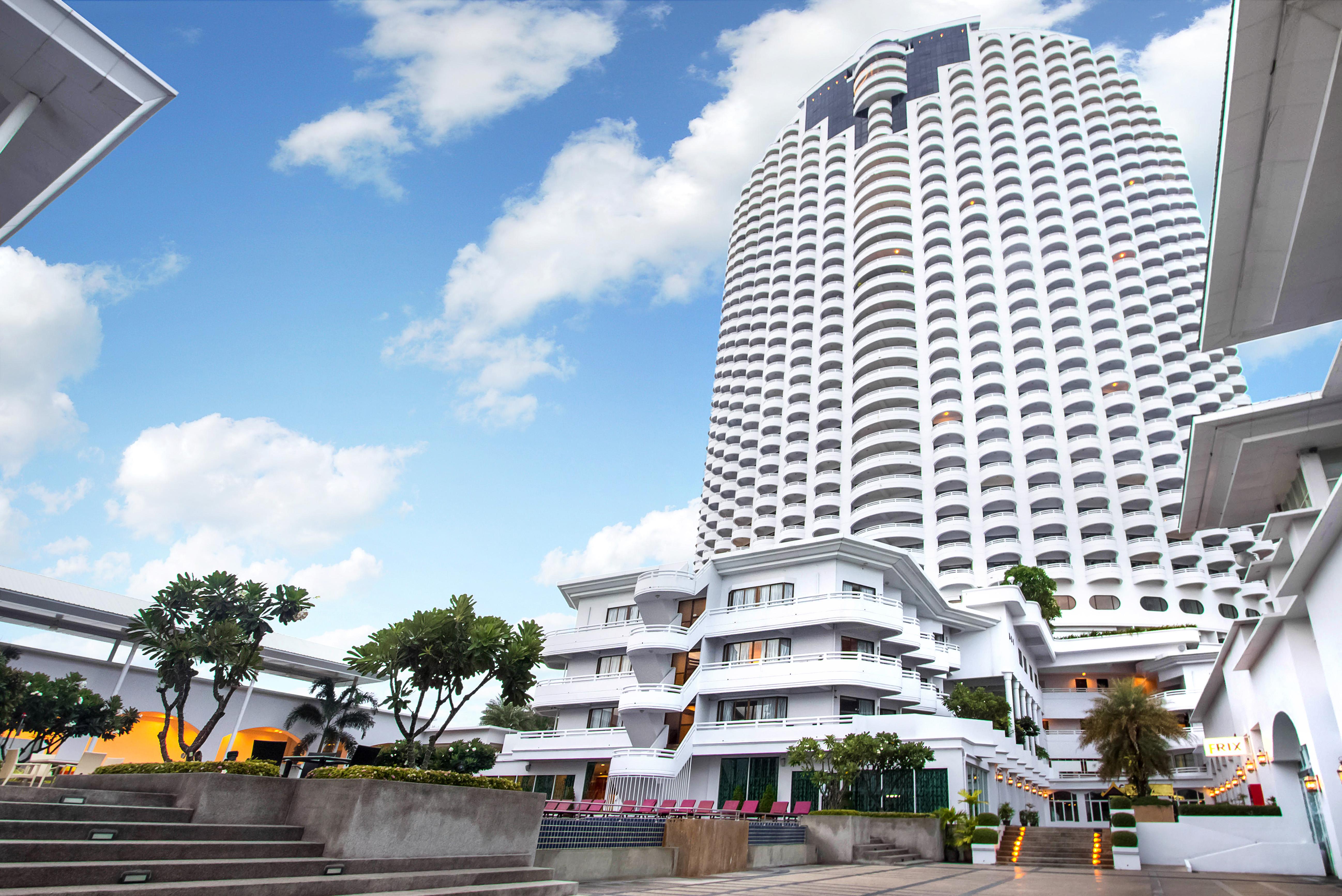 D Varee Jomtien Beach, Pattaya Luaran gambar Royal Paragon Hospital