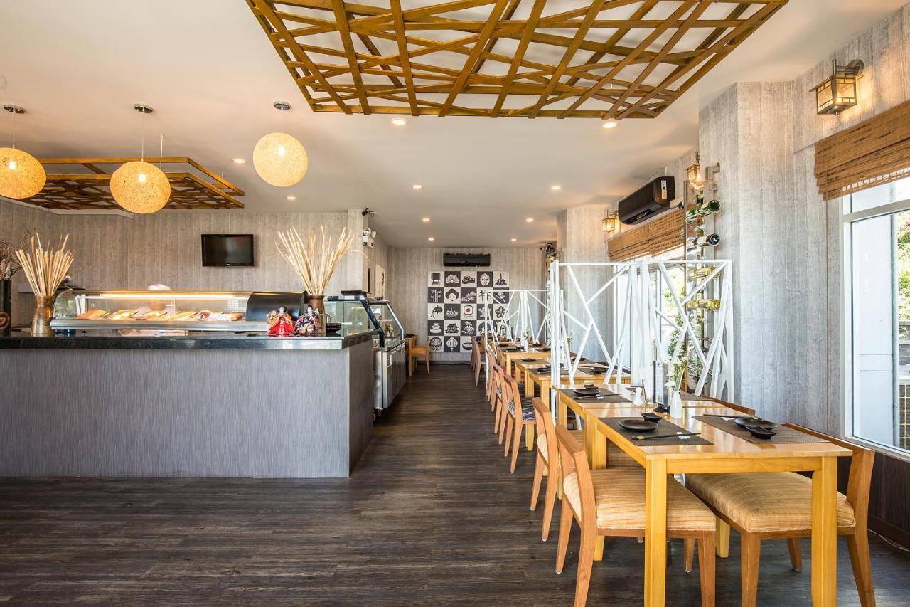 D Varee Jomtien Beach, Pattaya Luaran gambar Interior of a restaurant in the Philippines