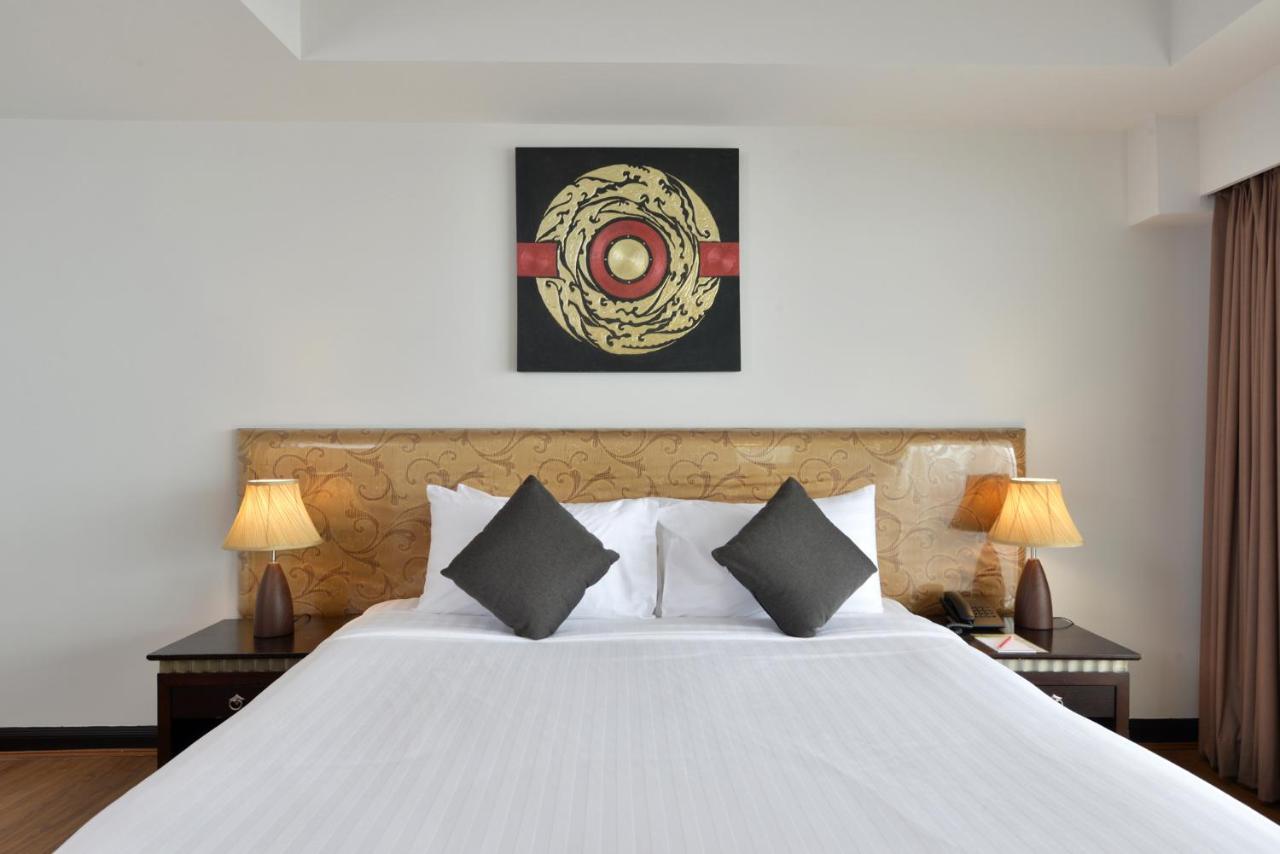 D Varee Jomtien Beach, Pattaya Luaran gambar A bedroom at the hotel