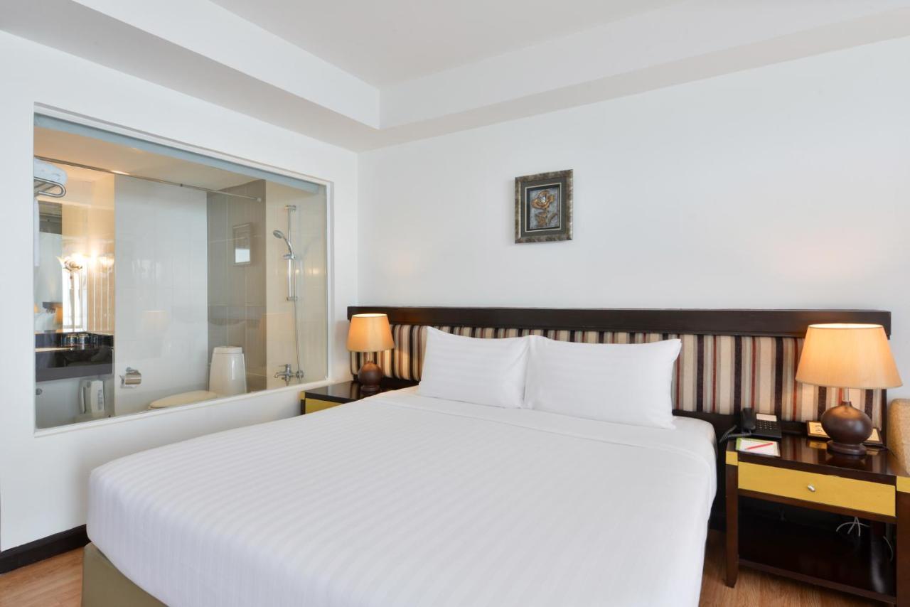 D Varee Jomtien Beach, Pattaya Luaran gambar A bedroom at the hotel