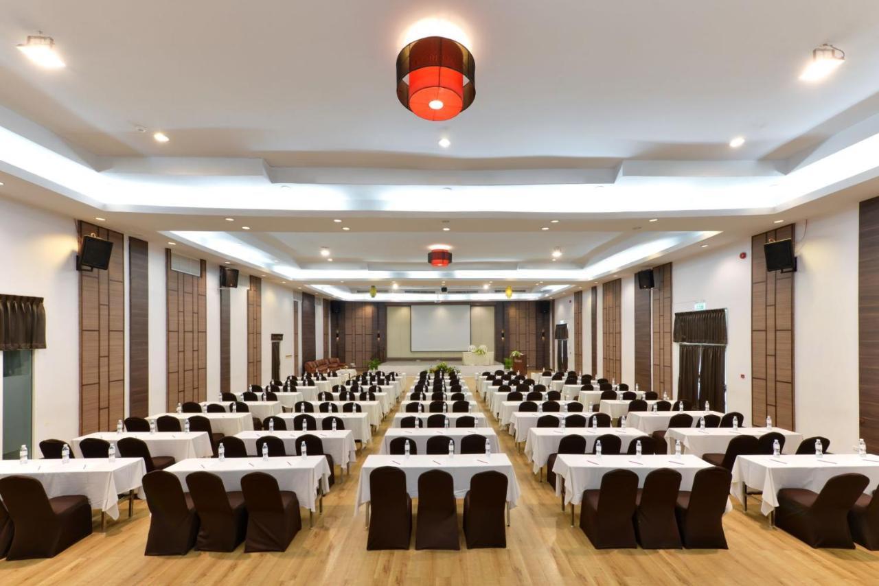 D Varee Jomtien Beach, Pattaya Luaran gambar Conference Hall
